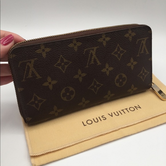 Authentic Louis Vuitton Monogram Zippy  wa… - Picture 2 of 16